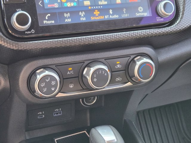 Used 2024 Nissan Kicks SV FWD image 29