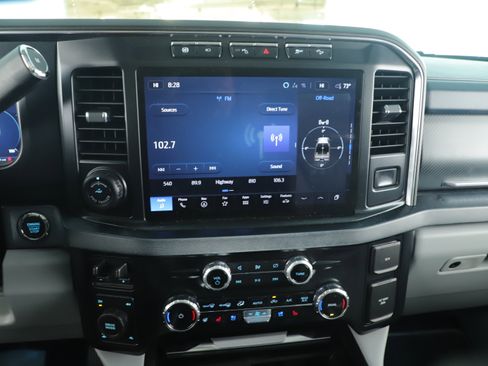 Used 2024 Ford F250 Limited w/ FX4 Off-Road Package image 7