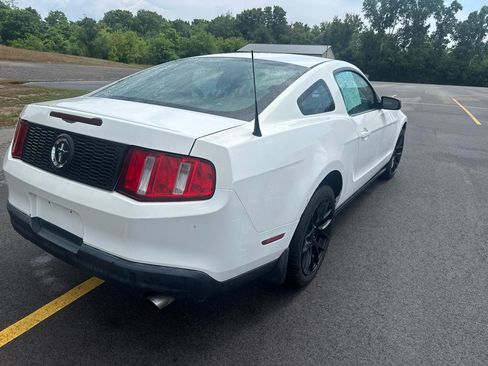 Used 2010 Ford Mustang Coupe image 5