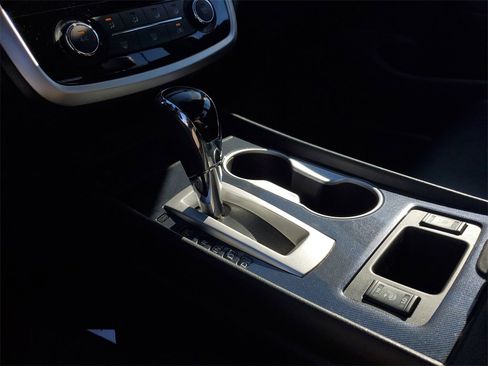 Used 2018 Nissan Altima 2.5 SR w/ SR Midnight Edition image 28