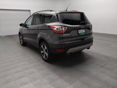 Used 2017 Ford Escape SE w/ Equipment Group 201A AWD/4WD image 5