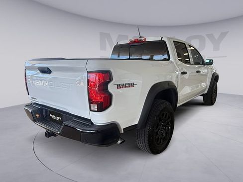 Used 2025 Chevrolet Colorado Trail Boss AWD/4WD image 5