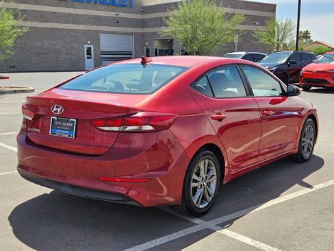 Used 2018 Hyundai Elantra SEL FWD image 5