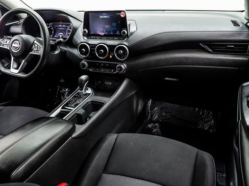 Used 2024 Nissan Sentra SV image 16