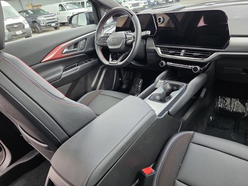 Used 2025 Chevrolet Equinox EV RS image 23