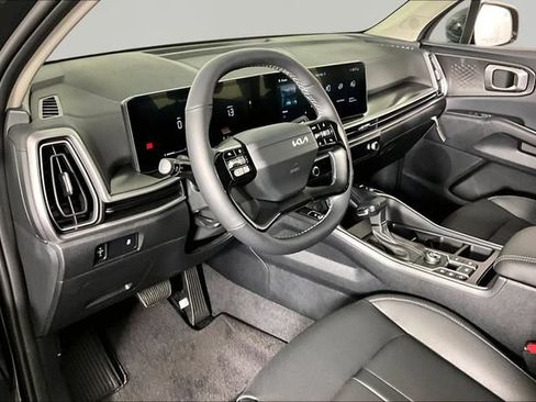 Certified 2026 Kia Sorento S FWD image 8