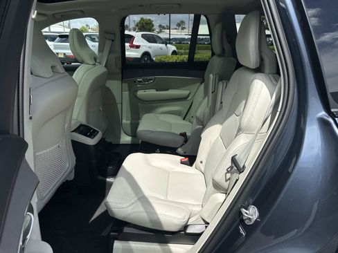 New 2026 Volvo XC90 T8 Ultra AWD/4WD image 17