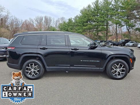 Used 2023 Jeep Grand Cherokee L Limited image 7