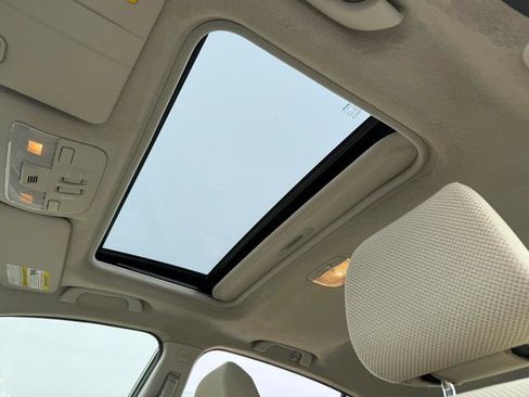 Used 2014 Subaru Impreza 2.0i Premium image 13