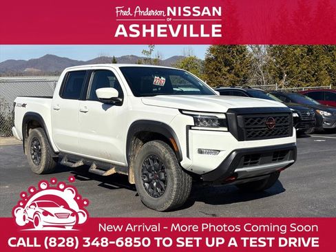 Used 2023 Nissan Frontier PRO-4X w/ Pro-4X Premium Package image 1