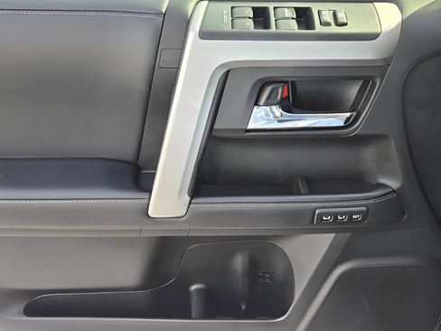 Used 2022 Toyota 4Runner Limited image 27