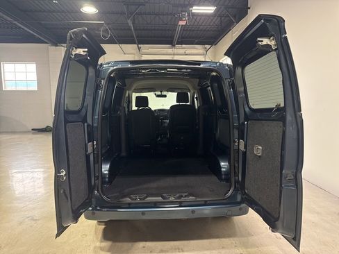 Used 2019 Nissan NV200 SV w/ Navigation Package image 30
