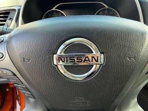 Used 2020 Nissan Murano SV w/ Premium Package FWD image 12