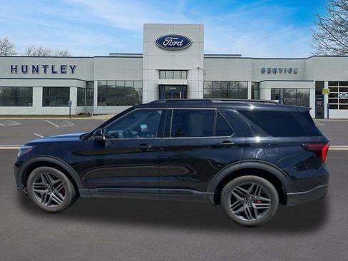 Used 2025 Ford Explorer ST AWD/4WD image 6