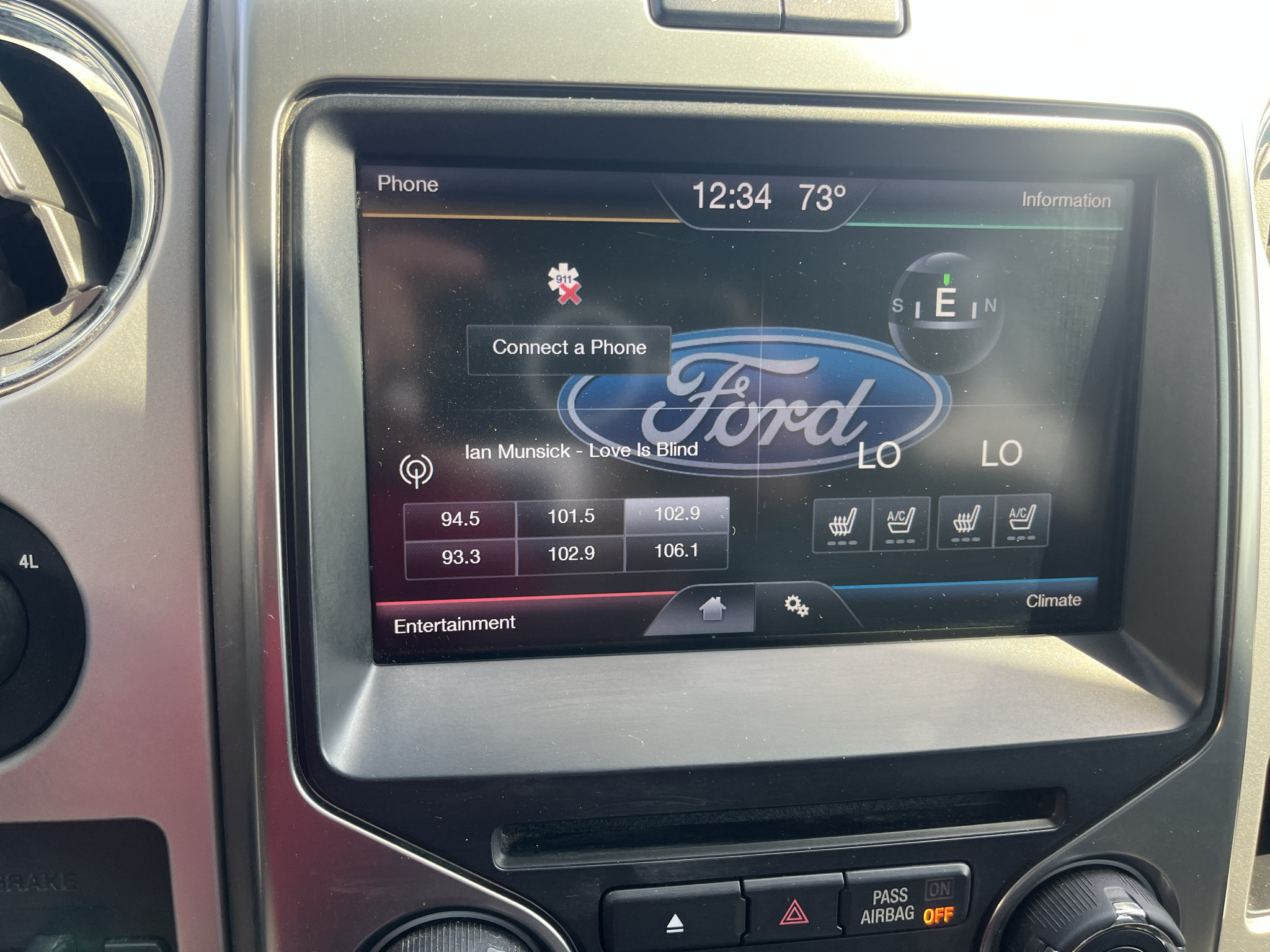 Used 2014 Ford F150 FX4 w/ Equipment Group 402A Luxury AWD/4WD image 11