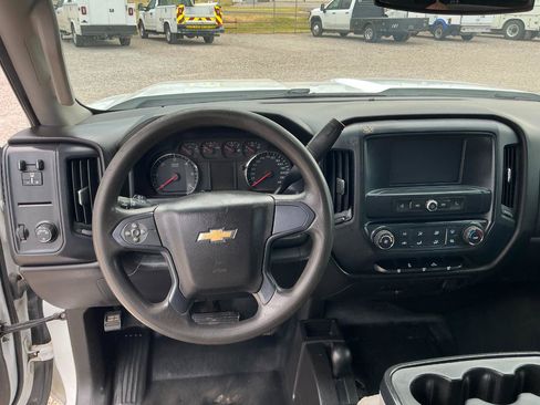 Used 2018 Chevrolet Silverado 3500 W/T w/ WT Convenience Package AWD/4WD image 13