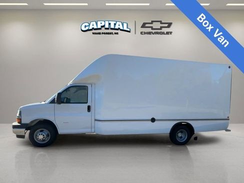 New 2025 Chevrolet Express 3500 w/ Power Convenience Package image 2