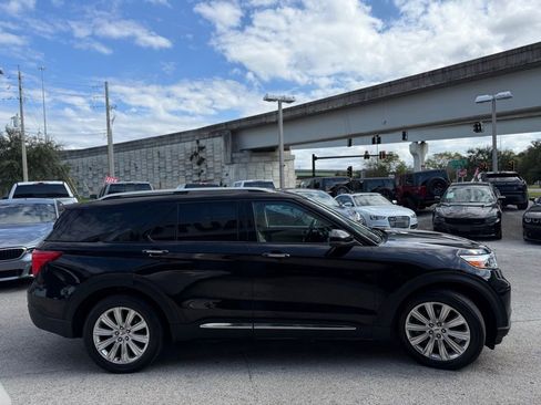 Used 2020 Ford Explorer Limited image 9