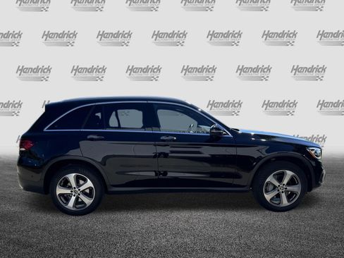 Used 2022 Mercedes-Benz GLC 300 4MATIC image 10