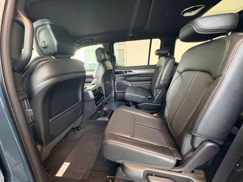 New 2026 Jeep Grand Wagoneer 4WD image 27