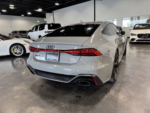 Used 2024 Audi RS 7 Performance AWD/4WD image 18