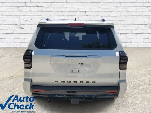 Used 2025 Toyota 4Runner TRD Sport Premium AWD/4WD image 3