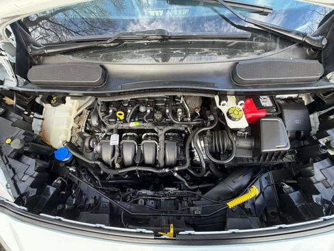 Used 2022 Ford Transit Connect XL image 9