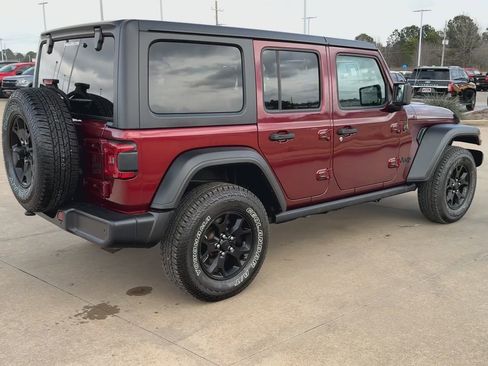 Used 2021 Jeep Wrangler Unlimited Sport image 9