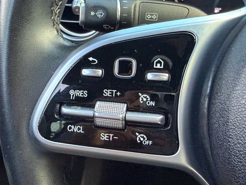 Used 2019 Mercedes-Benz C 300 4MATIC Sedan image 28