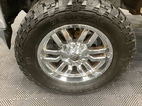 Used 2019 Chevrolet Silverado 2500 LTZ w/ Duramax Plus Package AWD/4WD image 2