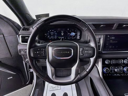 Used 2024 GMC Yukon XL Denali w/ Advanced Technology Package AWD/4WD image 11