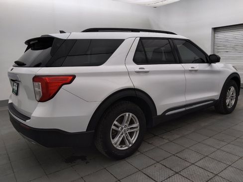 Used 2023 Ford Explorer XLT w/ Equipment Group 202A RWD image 10