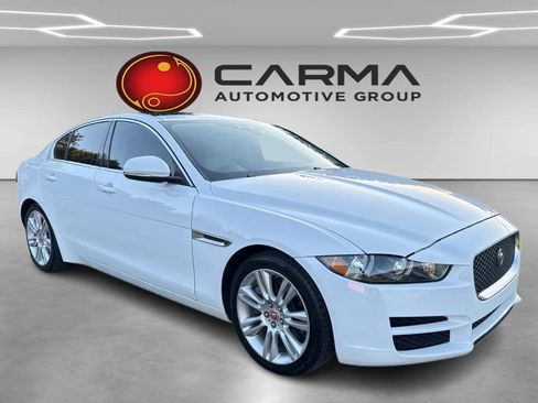 Used 2019 Jaguar XE Premium RWD image 7