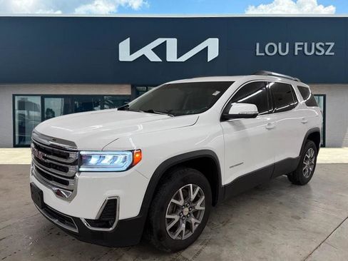 Used 2020 GMC Acadia SLT image 1