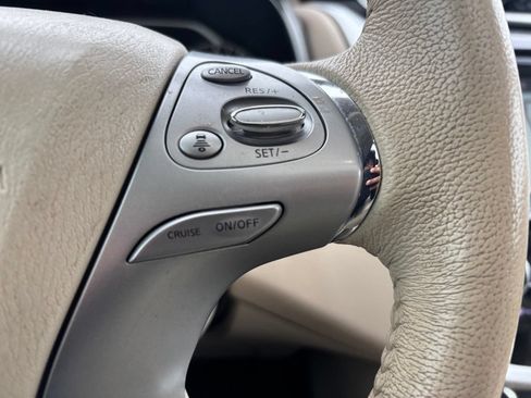 Used 2015 Nissan Murano Platinum w/ Platinum Technology Package AWD/4WD image 15