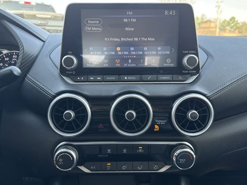 Used 2022 Nissan Sentra SV image 19