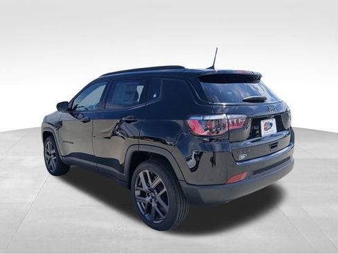 New 2026 Jeep Compass Limited image 3
