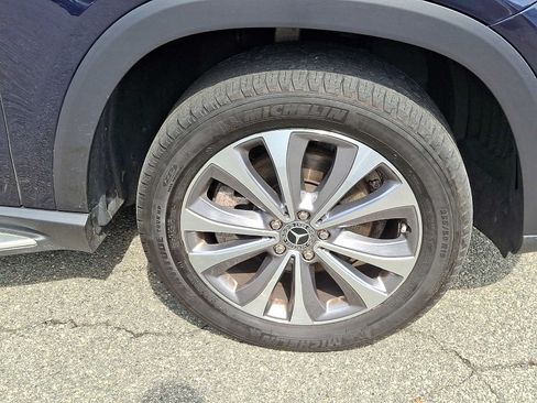 Used 2020 Mercedes-Benz GLE 350 4MATIC image 9