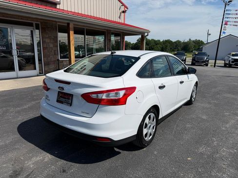 Used 2014 Ford Focus S FWD image 4