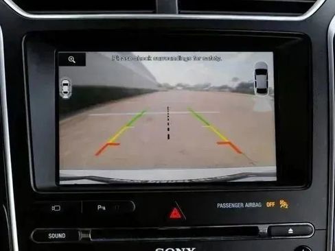 Used 2016 Ford Explorer Limited image 28