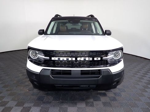 Used 2025 Ford Bronco Sport Outer Banks AWD/4WD image 9