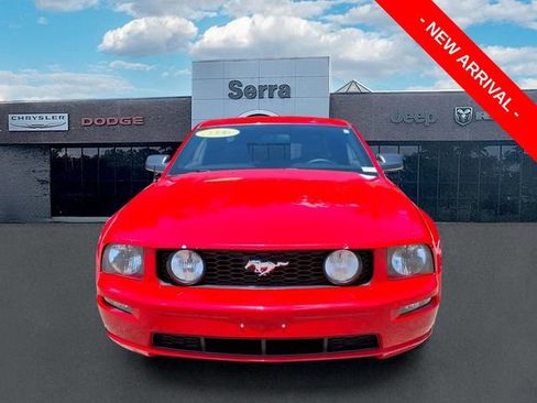 Used 2006 Ford Mustang GT Premium RWD image 2