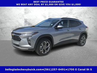 New 2025 Chevrolet Trax LT w/ Driver Confidence Package image 1