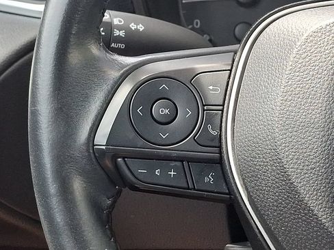 Certified 2023 Toyota Corolla Cross LE AWD/4WD image 19