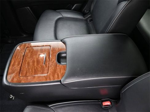 Used 2019 INFINITI QX80 Luxe w/ 22" Wheel Package image 14