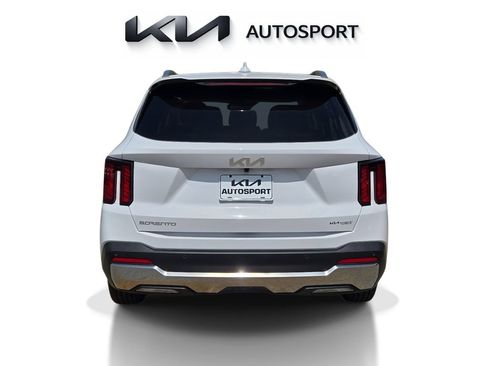 New 2026 Kia Sorento S FWD image 9