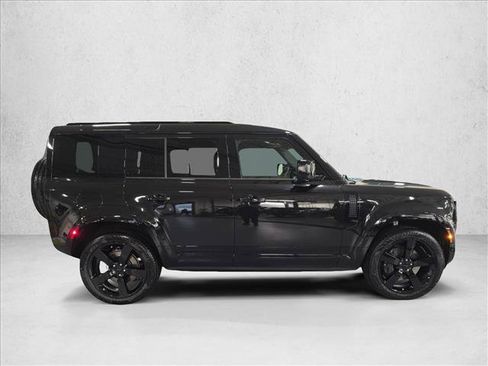 New 2026 Land Rover Defender 110 X-Dynamic SE AWD/4WD image 4