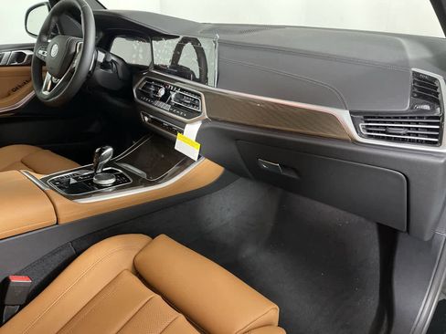 Used 2022 BMW X5 xDrive40i w/ Premium Package image 15