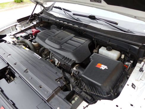 Used 2021 Nissan Titan SV w/ SV Convenience Package AWD/4WD image 16