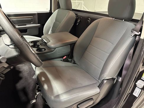 Used 2017 RAM 1500 Express w/ Black Ram 1500 Express Group image 18